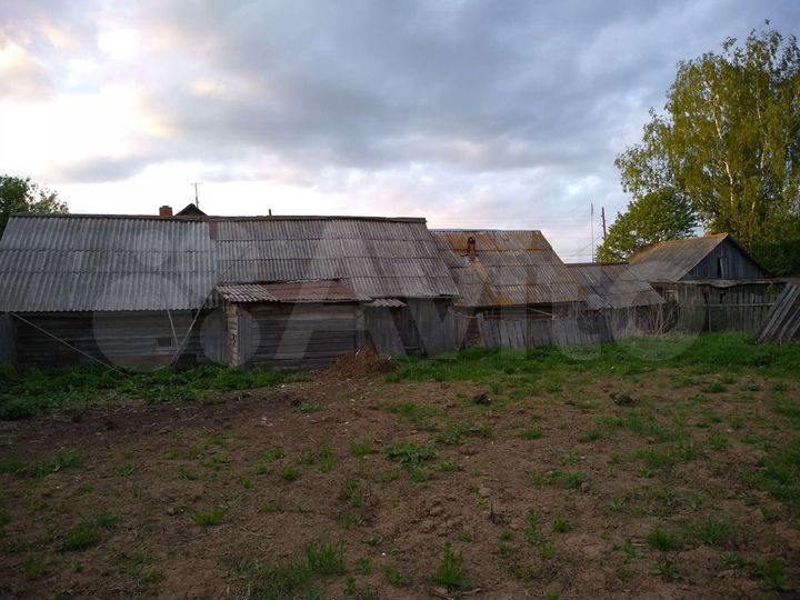 Дом 32 м² на участке 50 сот.