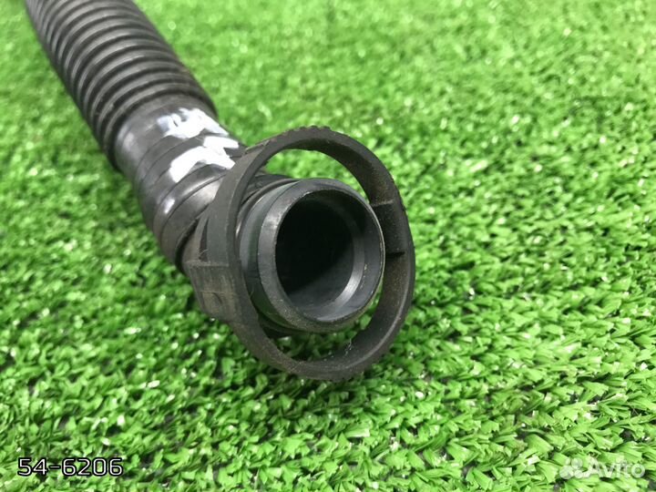 Патрубок вентиляции Audi A6 C6