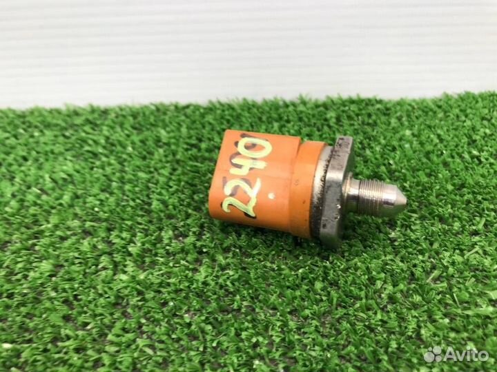 Датчик давления топлива Audi A5 8T cdnc 2011