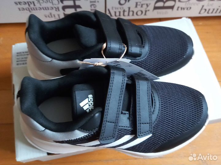 Кроссовки Adidas Tensaur