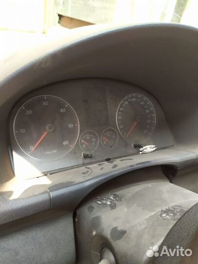 Щиток приборов Volkswagen Touran