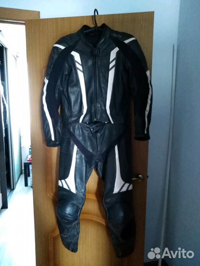 Мотокомбинезон, мотокуртка, мотоштаны