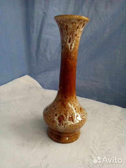 Керамическая посуда и вазы советских времен