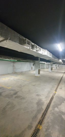 Машиноместо, 14 м²