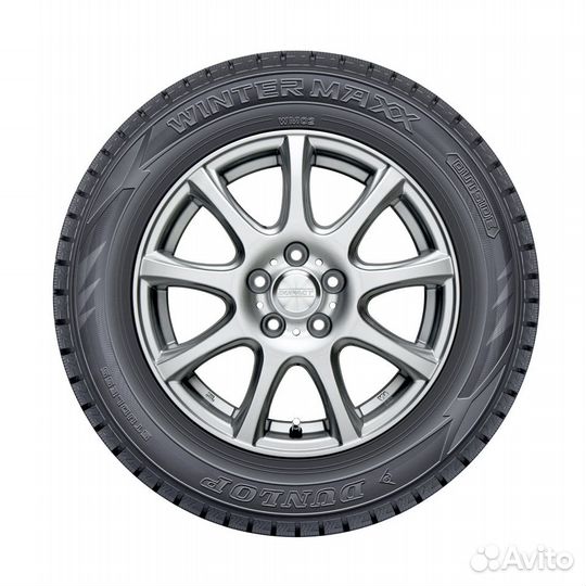 Dunlop Winter Maxx WM02 215/50 R17 95T