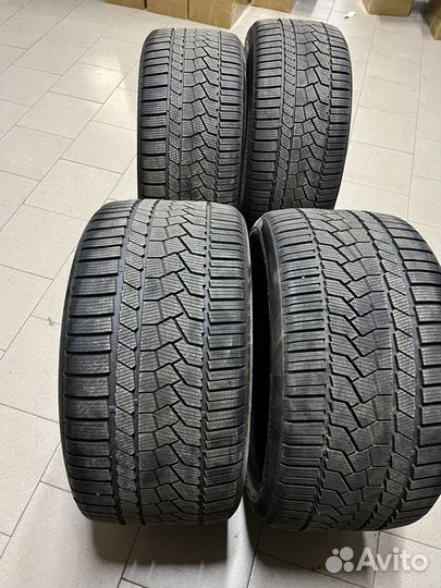 Continental ContiWinterContact TS 860S 275/35 R21 и 315/30 R21 W
