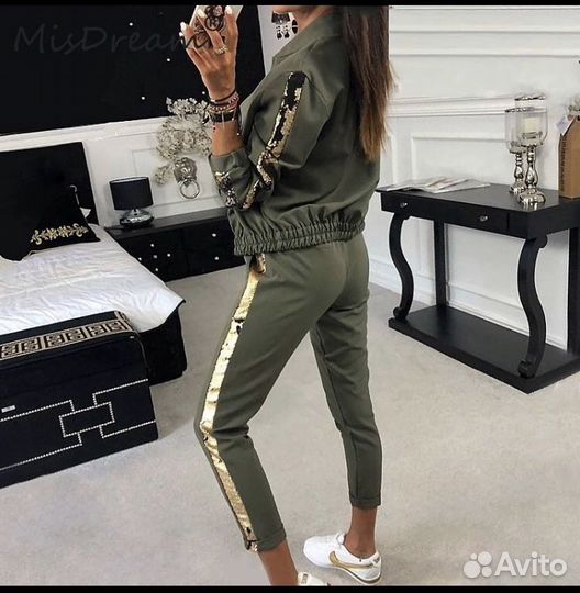 Костюм новый