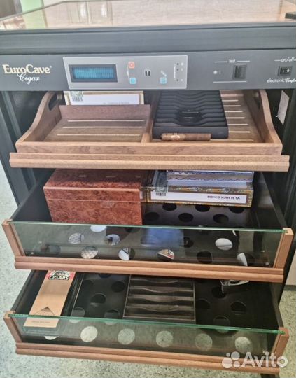 Сигарный шкаф Eurocave CC-064