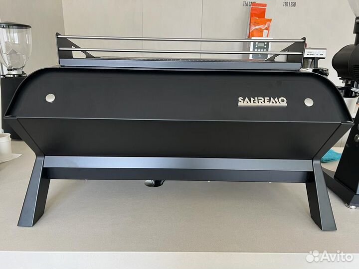 Sanremo F18 SB