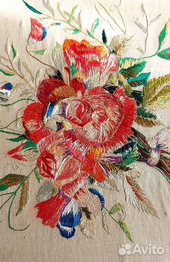 Вышивка гладью.Винтаж.букет на льне