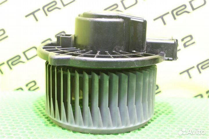 Мотор печки передний Mitsubishi Pajero V97W 6G75