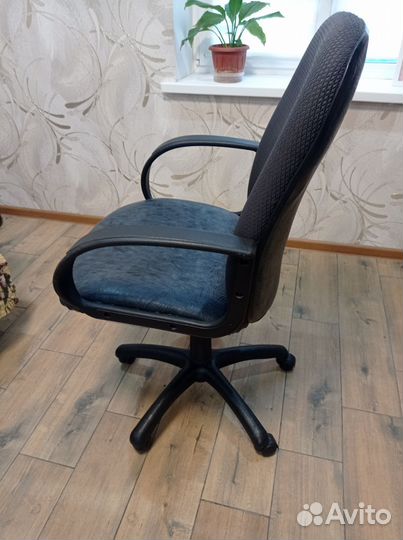 Компьютерное кресло бу