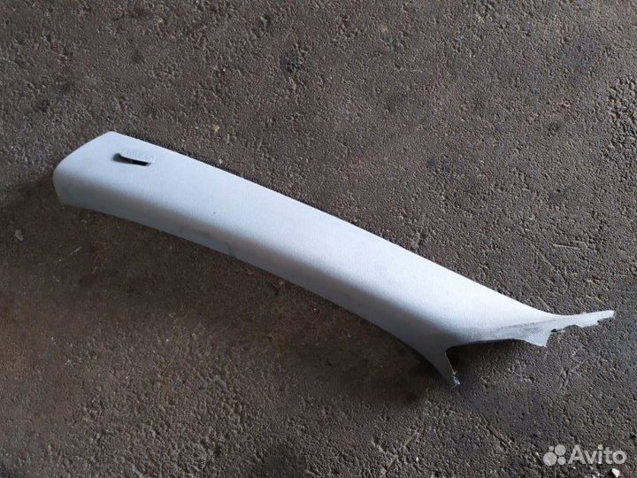 Обшивка стойки передняя левая Volkswagen Touareg