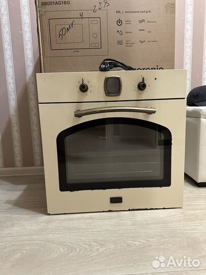 Духовой шкаф