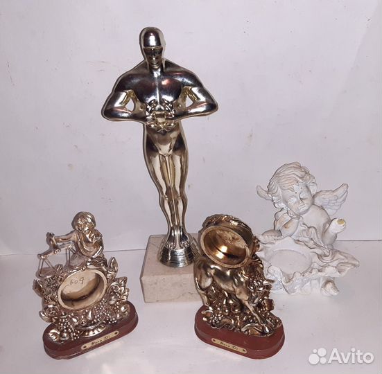 Фигурки фарфоровые