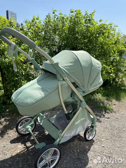 Коляска с реверсивным блоком Fest lux