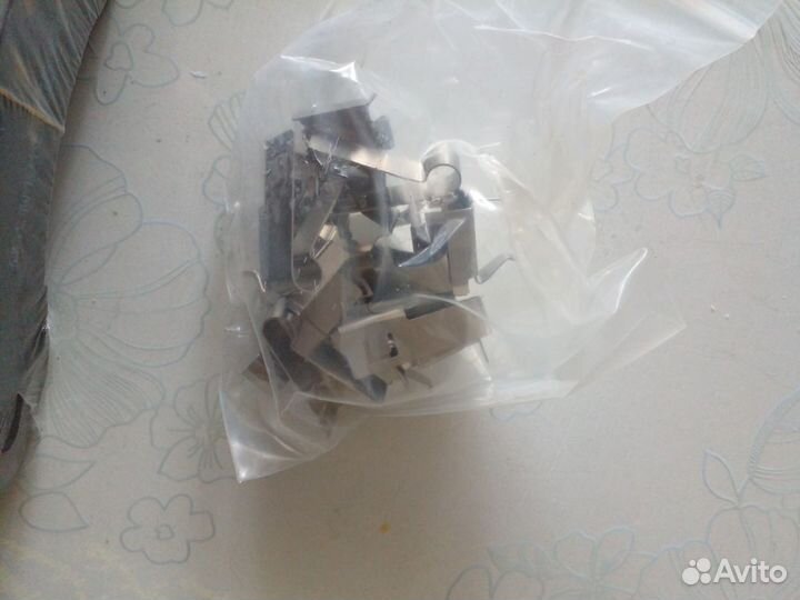 Колодки переднме isuzu N-Serie