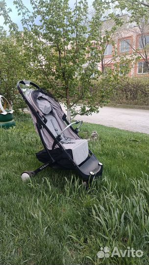 Прогулочная коляска yoya plus