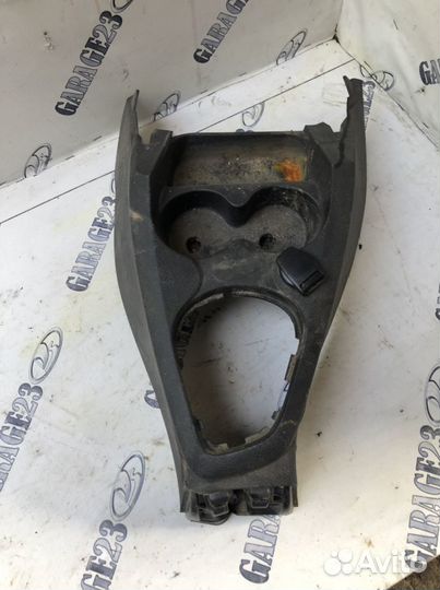 Подлокотник, тонель renault logan 2