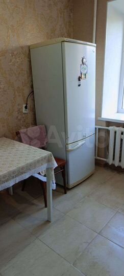 2-к. квартира, 55 м², 3/9 эт.