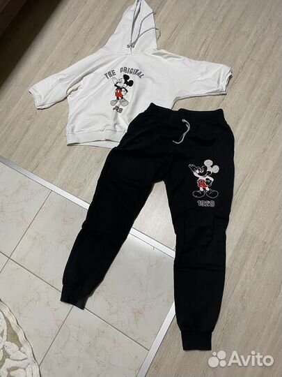 Костюм спортивный