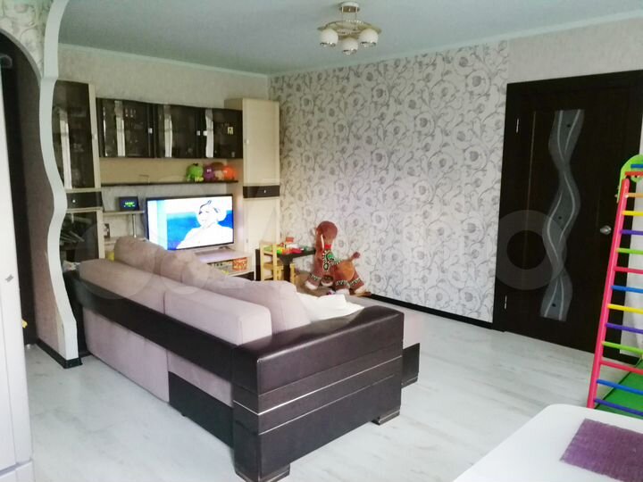 2-к. квартира, 45 м², 5/5 эт.