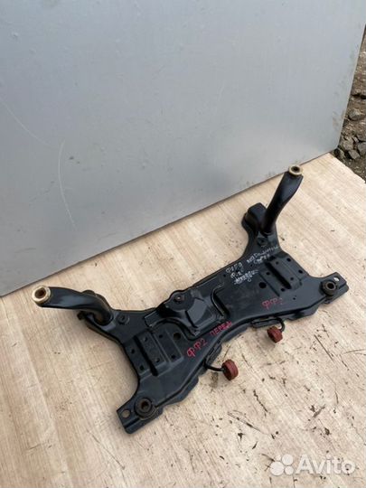 Подрамник передний Ford Focus 2 sida 2005-2008