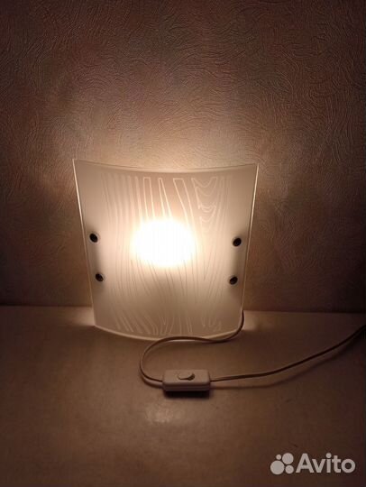 Настенный светильник бра