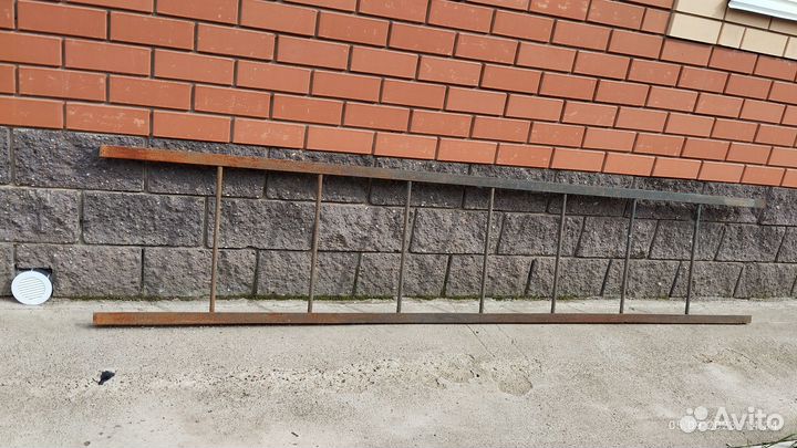 Металлическая лестница