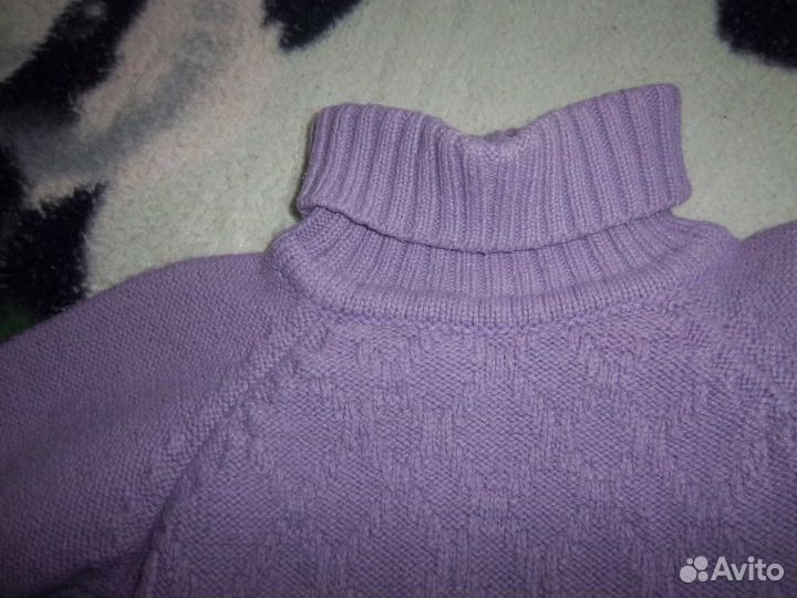Свитер