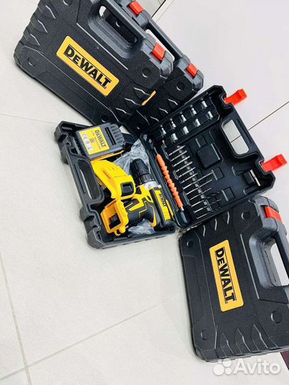 Шуруповерт dewalt 20v