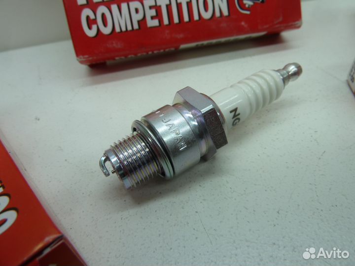 NGK (серия Racing) Свечи Зажигания R55258