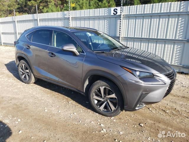 В разборе lexus NX 300 Z10 2021 год