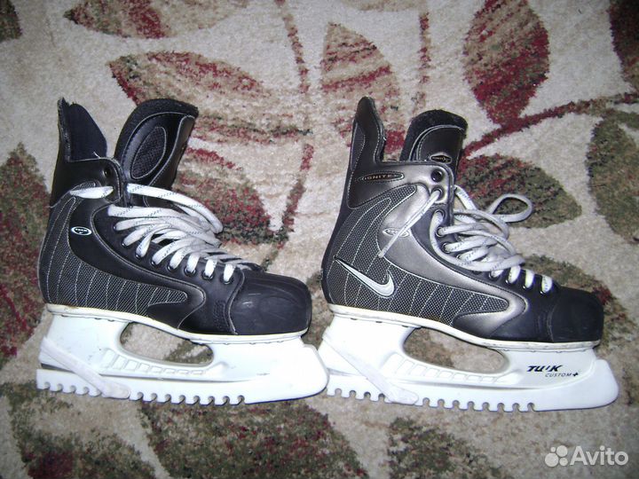 Хоккейные коньки Найк, р. 42