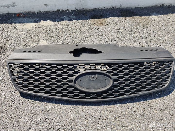 Kia Rio 2006-2009 решётка радиатора