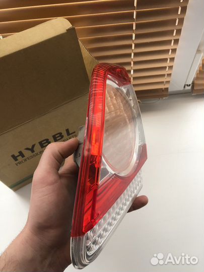 Фонарь задний внутренний toyota corolla 150