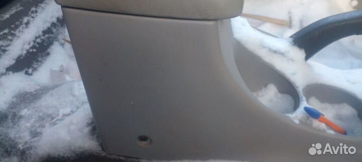 Подлокотник для tagaz Vega C100