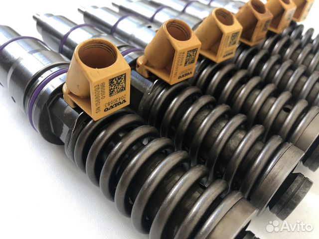 Насос форсунки Volvo FH12