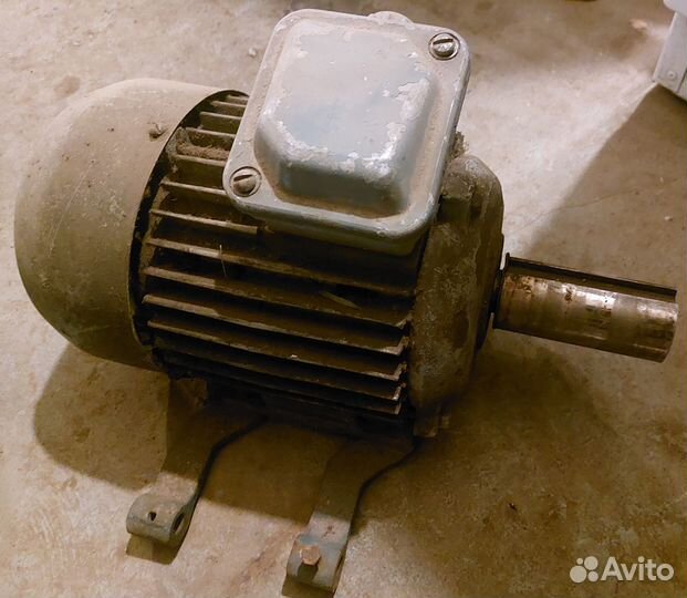 Электродвигатель 4амх80А6У3 асинхронный