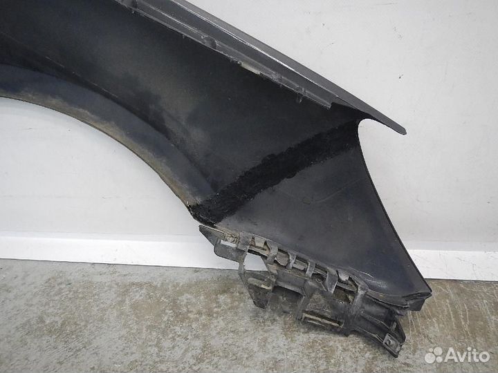 Крыло переднее левое Peugeot 307