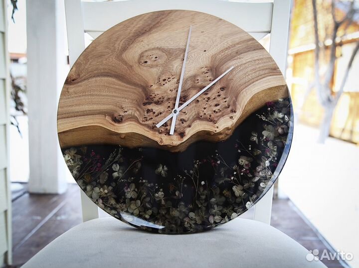 Часы настенные из дерева, часы с заливкой
