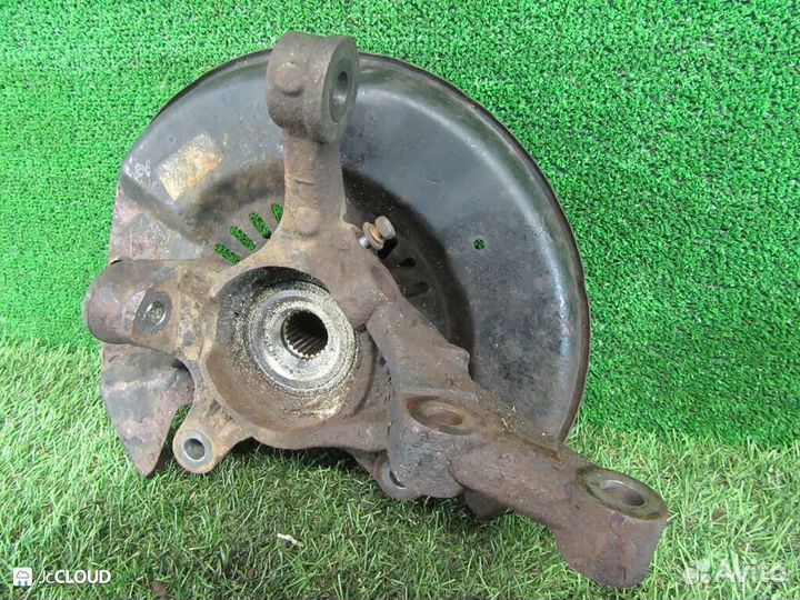 Ступица на toyota funcargo NCP25 1NZ-FE