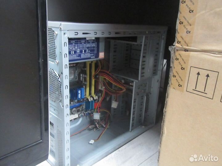 Мониторы, техника (отдам бесплатно)