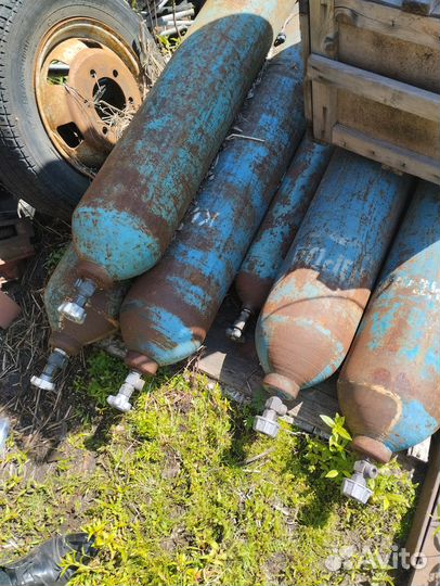 Кислородный и пропан баллоны