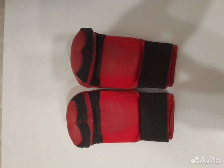 Перчатки для каратэ детские