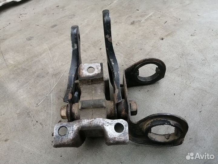 Опора заднего редуктора для Honda CR-V 1996-2002