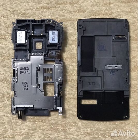 Средняя часть Nokia N95 8g