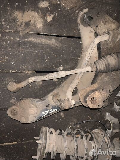 Рычаг передний правый Toyota Corona Premio T210