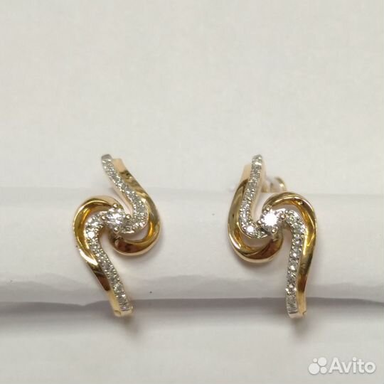Золотые серьги с бриллиантами