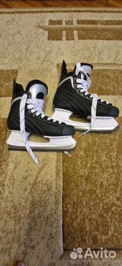 Коньки хоккейные 41 размер